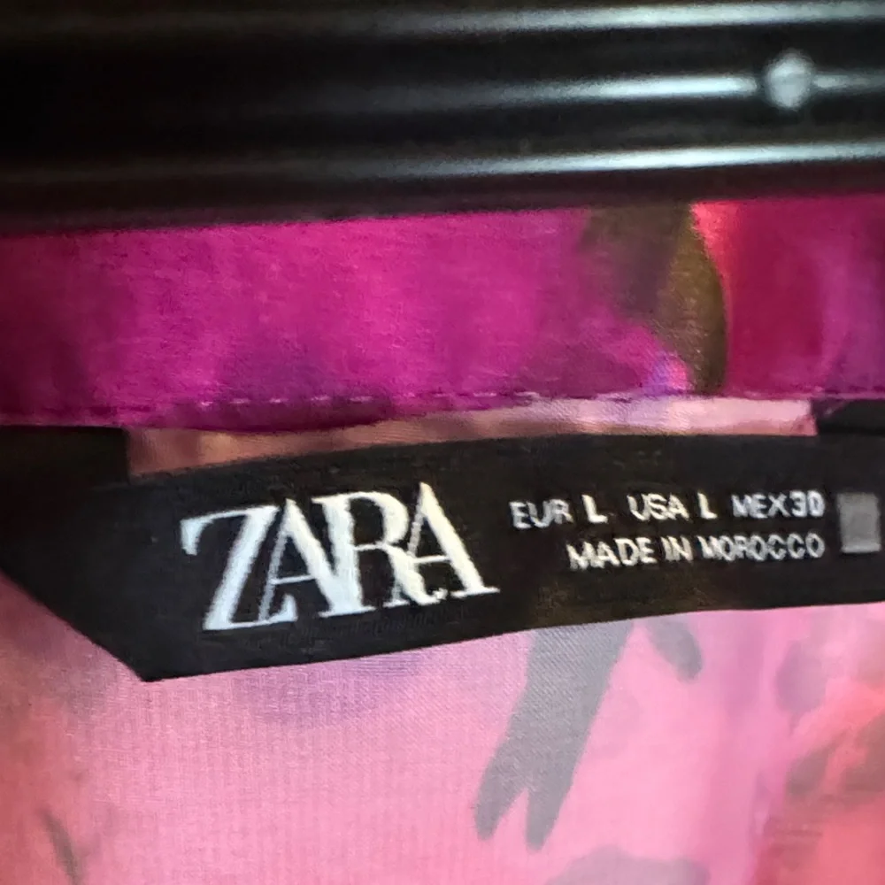 Zara Magenta Floral Blouse - Picture 3 of 4